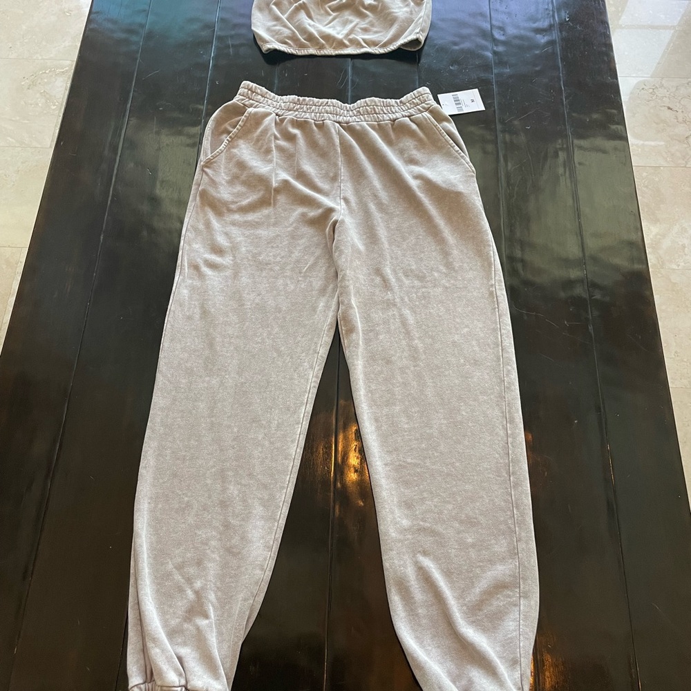 Forever 21 set brand new with tags medium